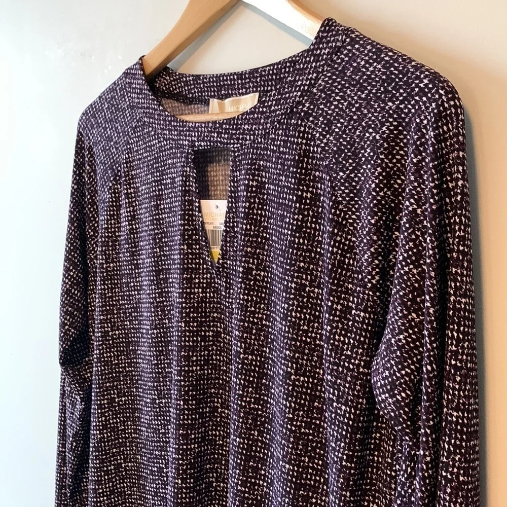 Michael Kors Dark Orchid all over pattern Blouse Size Medium NWT - Picture 5 of 16